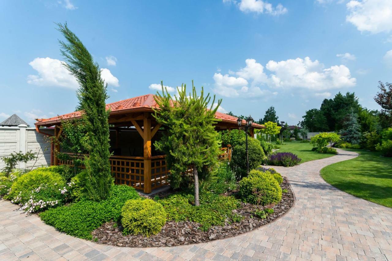 Villa Ephelia Dunajská Streda Dış mekan fotoğraf